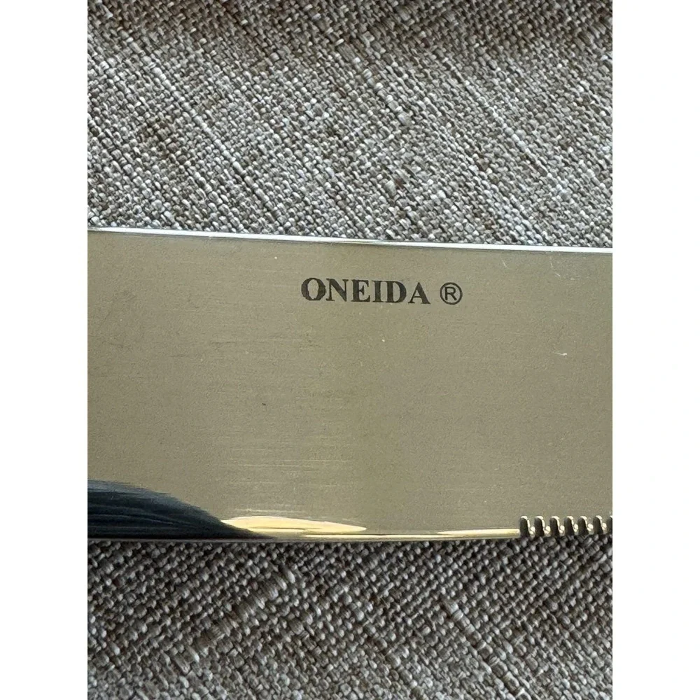 Oneida Cabana Stainless Steel Flatware 18/8 Round Tip Glossy - Disc. 58‎ Pcs
